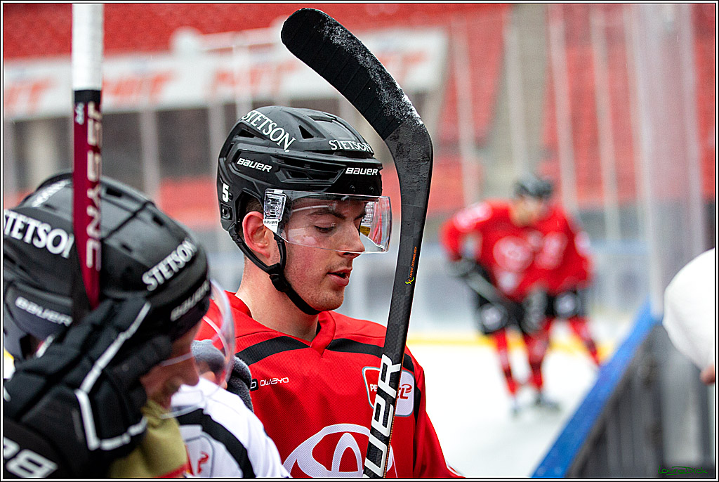 PENNY DEL; Koelner Haie Wintergame Training; Koeln, 02.12.2022